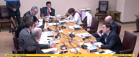 Sin humo blanco por las 57 notarías: Servicio Civil acusa que opera a ciegas y defiende "baipás"